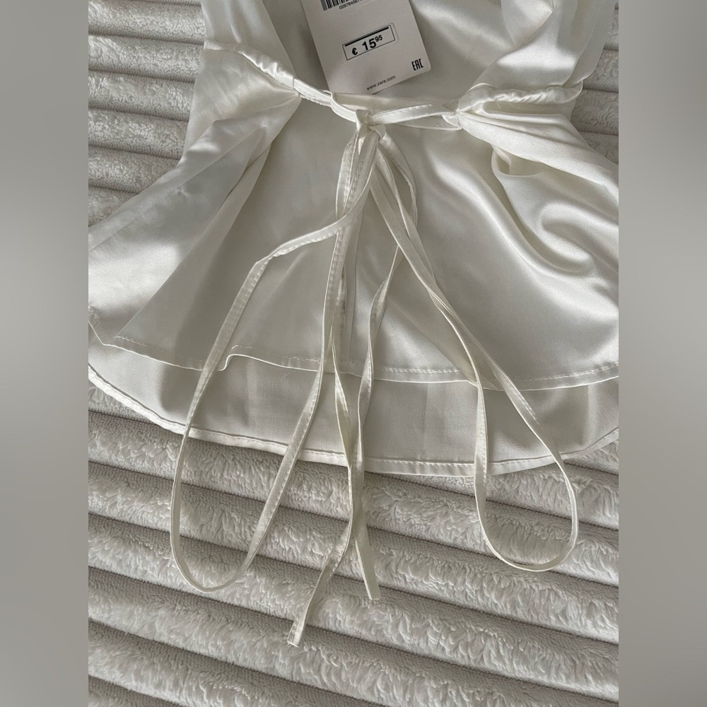 Zara lace trim wrap tie satin top - Picture 6 of 6